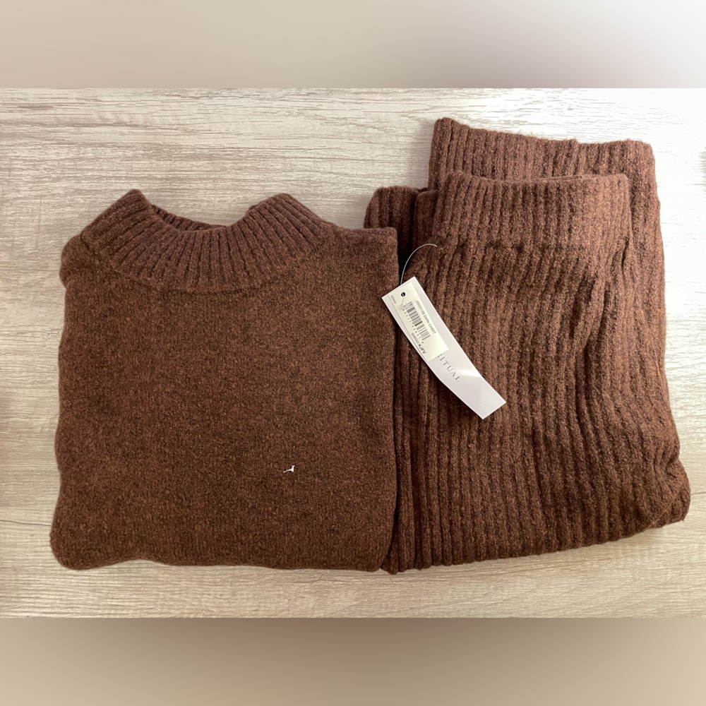 Daily Ritual Women's Cozy Boucle Cropped Crewneck Sweater & Pencil Skirt Set